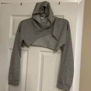Romwe Extreme cropped gray hooded sweatshirt size medium
